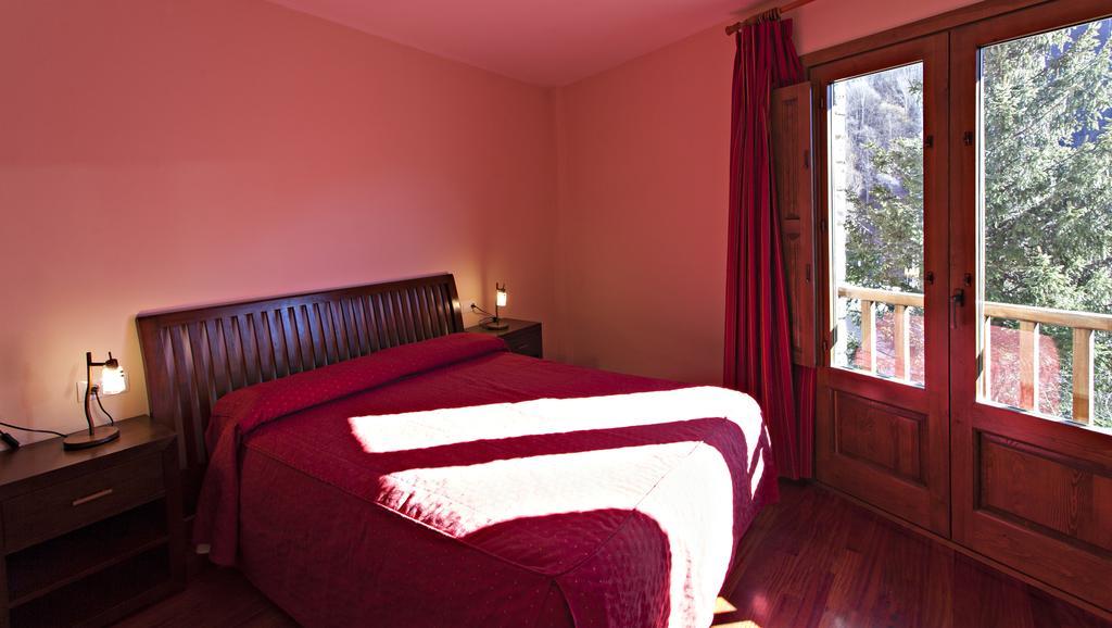 Hotel La Coma Setcases Szoba fotó